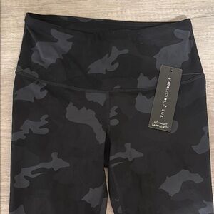 Black Camouflage High Waist Leggings